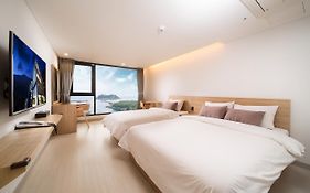 Pino Hotel